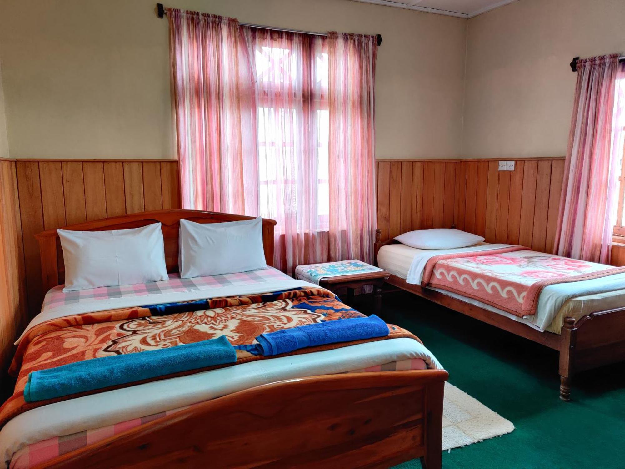 Carnation Rest Hotel Nuwara Eliya Exterior foto